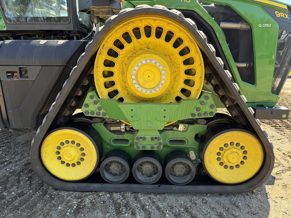 2025 John Deere 9RX 710 - Photo17
