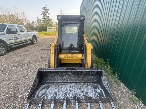 Used 2020 Gehl RT255 Compact Track Loaders at Horizon Ag & Turf in Vermilion, AB - Photo3