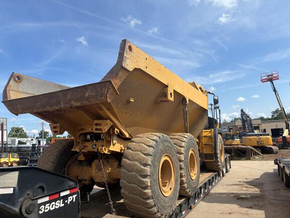 2024 John Deere 310 P