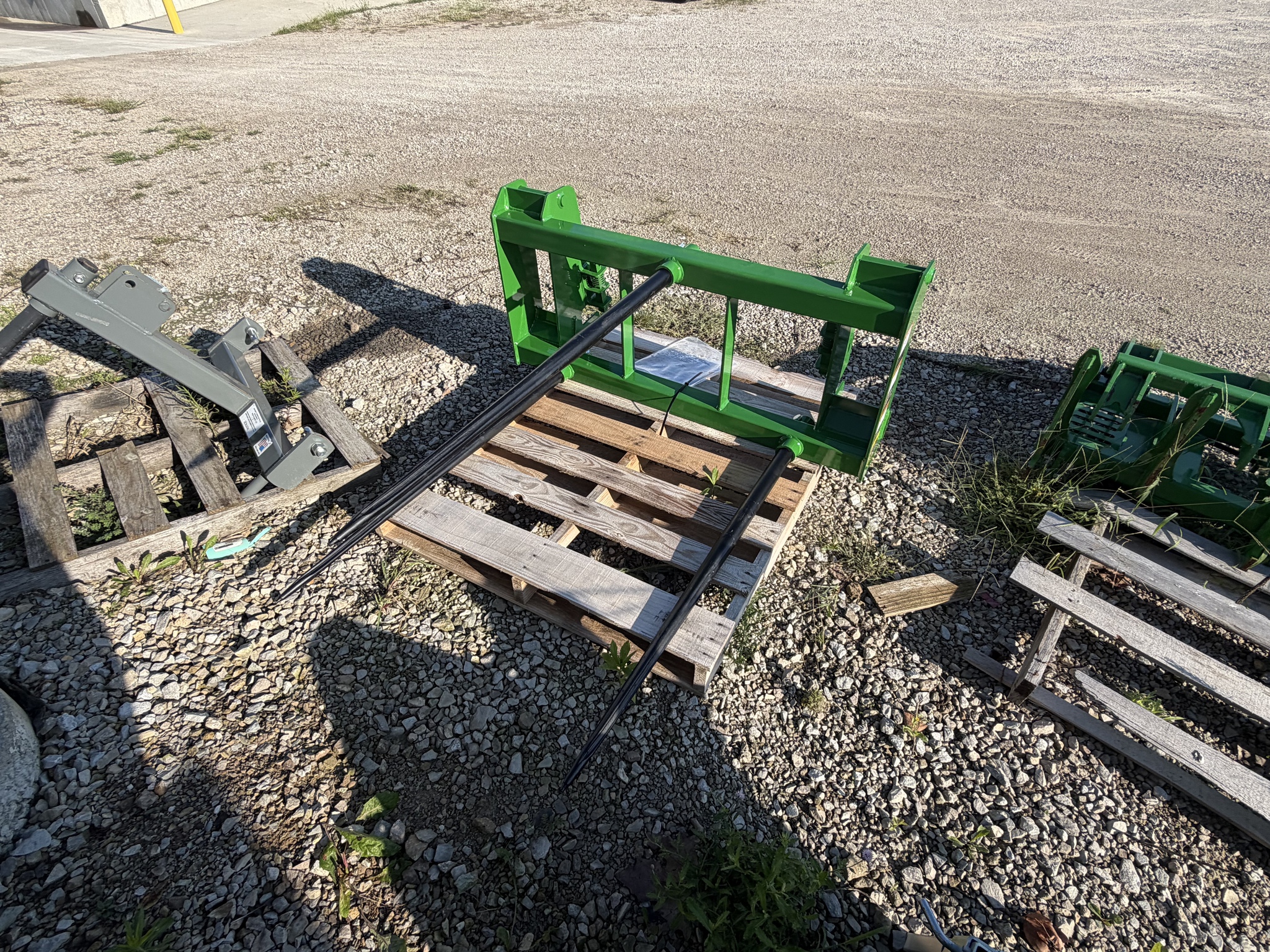 Used 2026 Frontier AB12D Bale Spear Bale Spears, etc. at Koenig Equipment in Franklin, IN - PhotoXL1