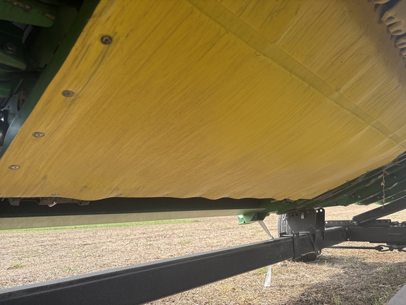 Used 2022 John Deere RD35F Combine Platforms at Koenig Equipment in Greenville, OH - Photo3