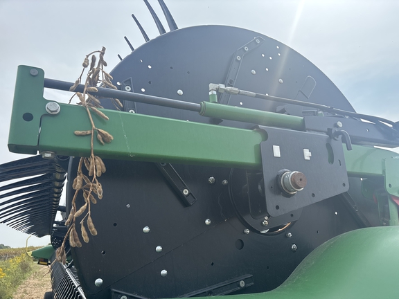 Used 2022 John Deere RD35F Combine Platforms at Koenig Equipment in Greenville, OH - Photo7