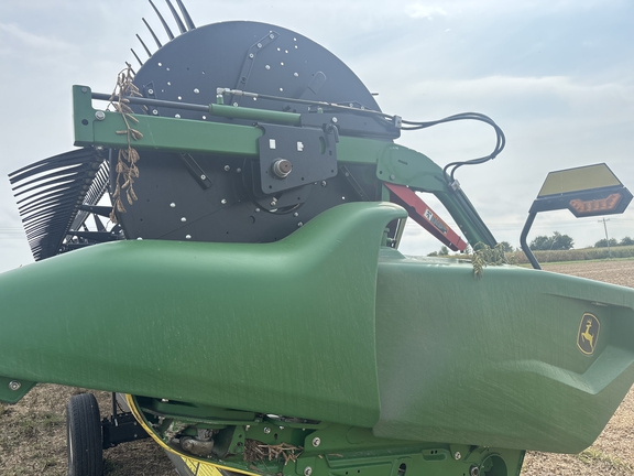 Used 2022 John Deere RD35F Combine Platforms at Koenig Equipment in Greenville, OH - Photo1