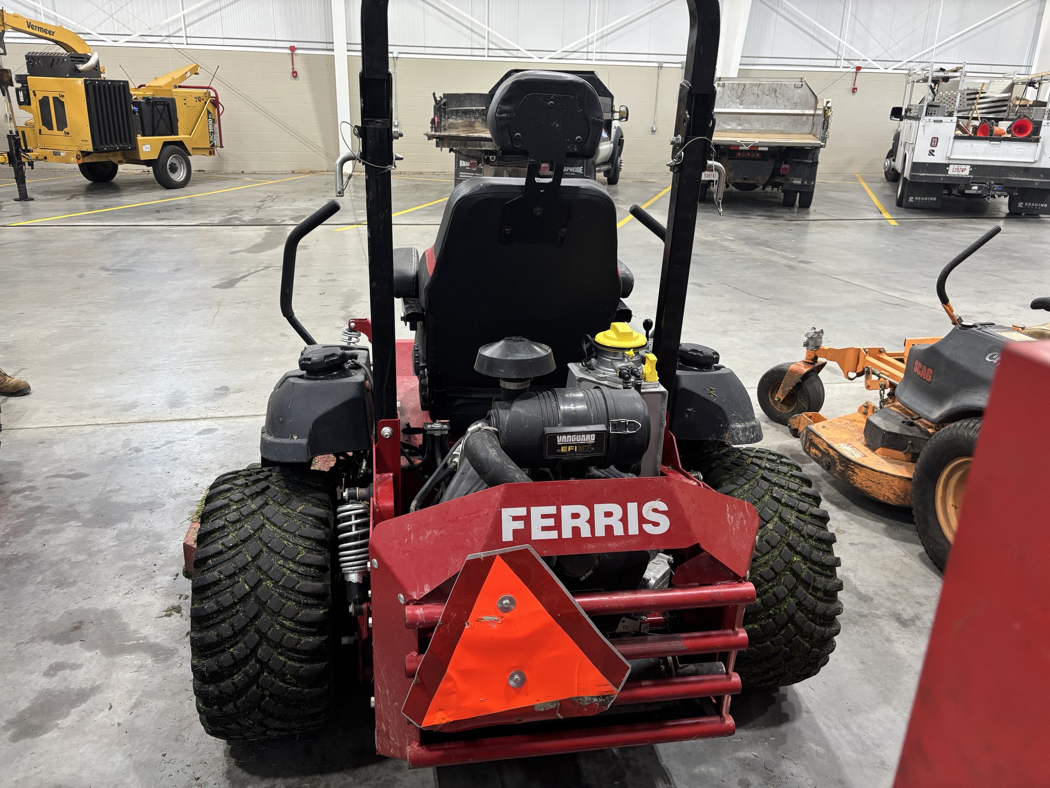 Used 2020 Ferris ISX3300 Zero Turn Mowers at Koenig Equipment in Lebanon, OH - PhotoXL5