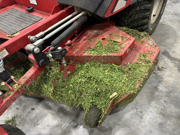 Used 2020 Ferris ISX3300 Zero Turn Mowers at Koenig Equipment in Lebanon, OH - Photo8