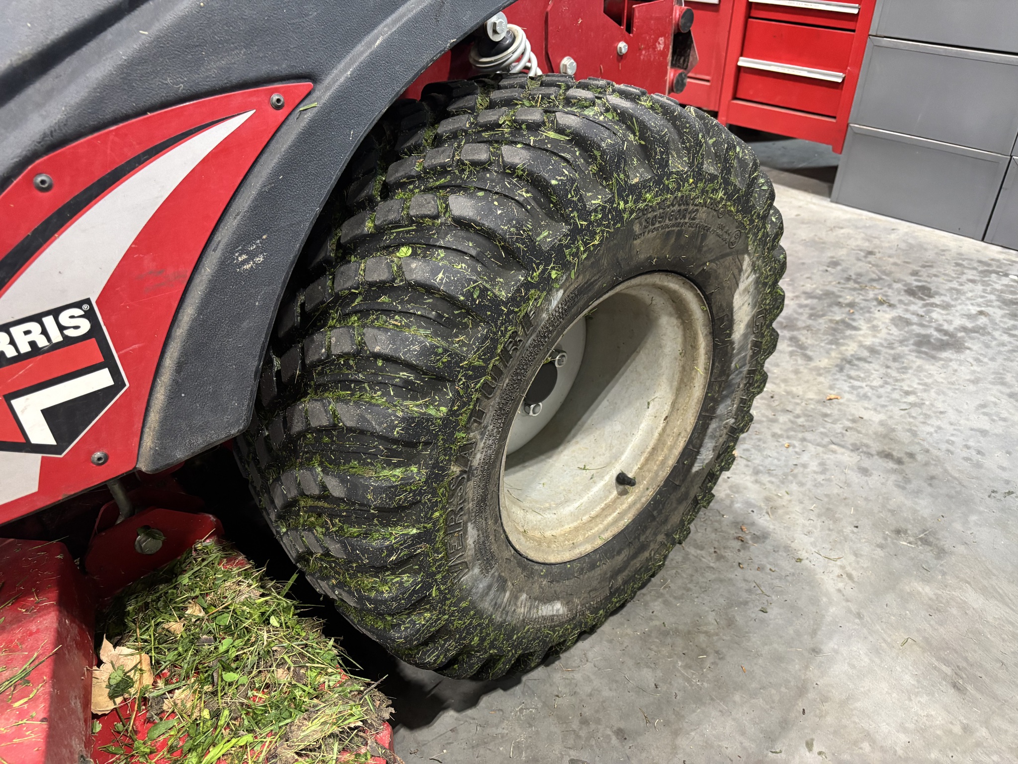 Used 2020 Ferris ISX3300 Zero Turn Mowers at Koenig Equipment in Lebanon, OH - PhotoXL12