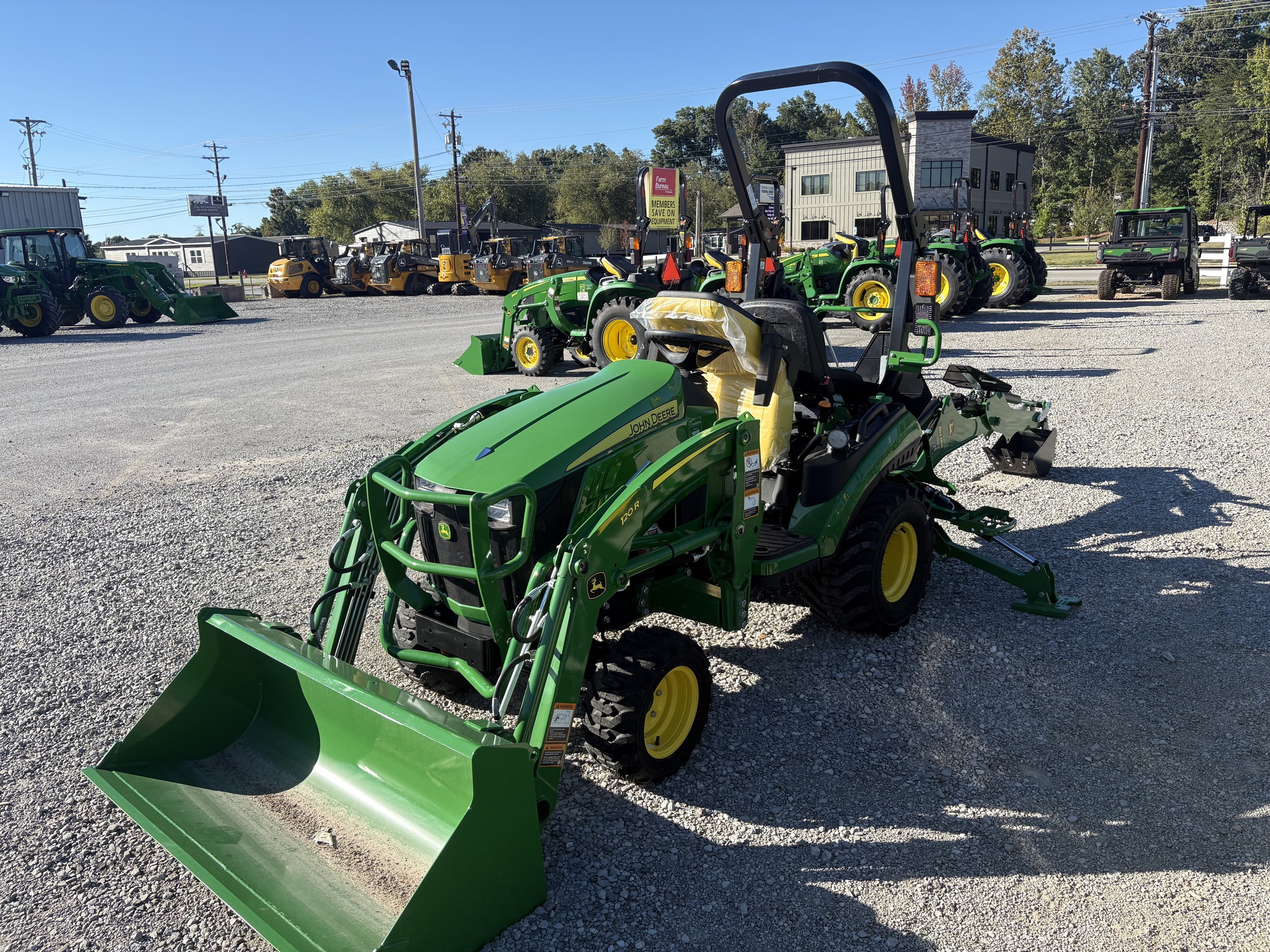 2026 John Deere 1025R