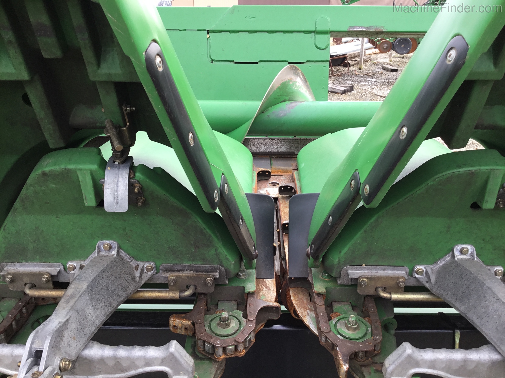 2009 John Deere 608C Image 9