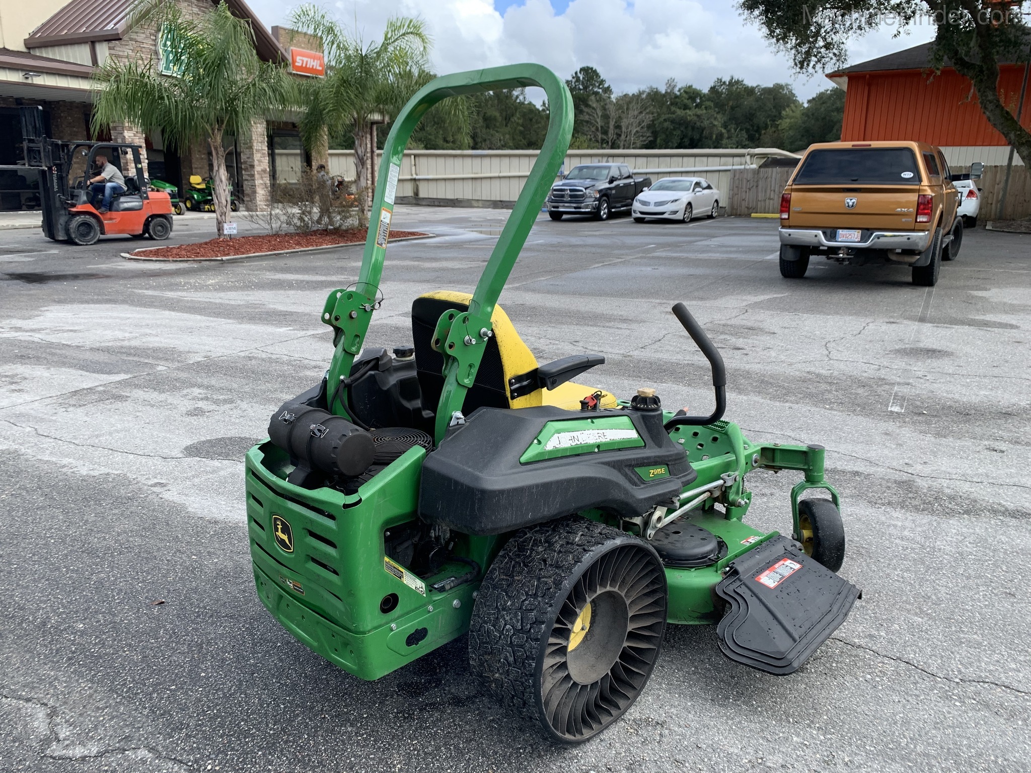 2017 John Deere z915E Image 3