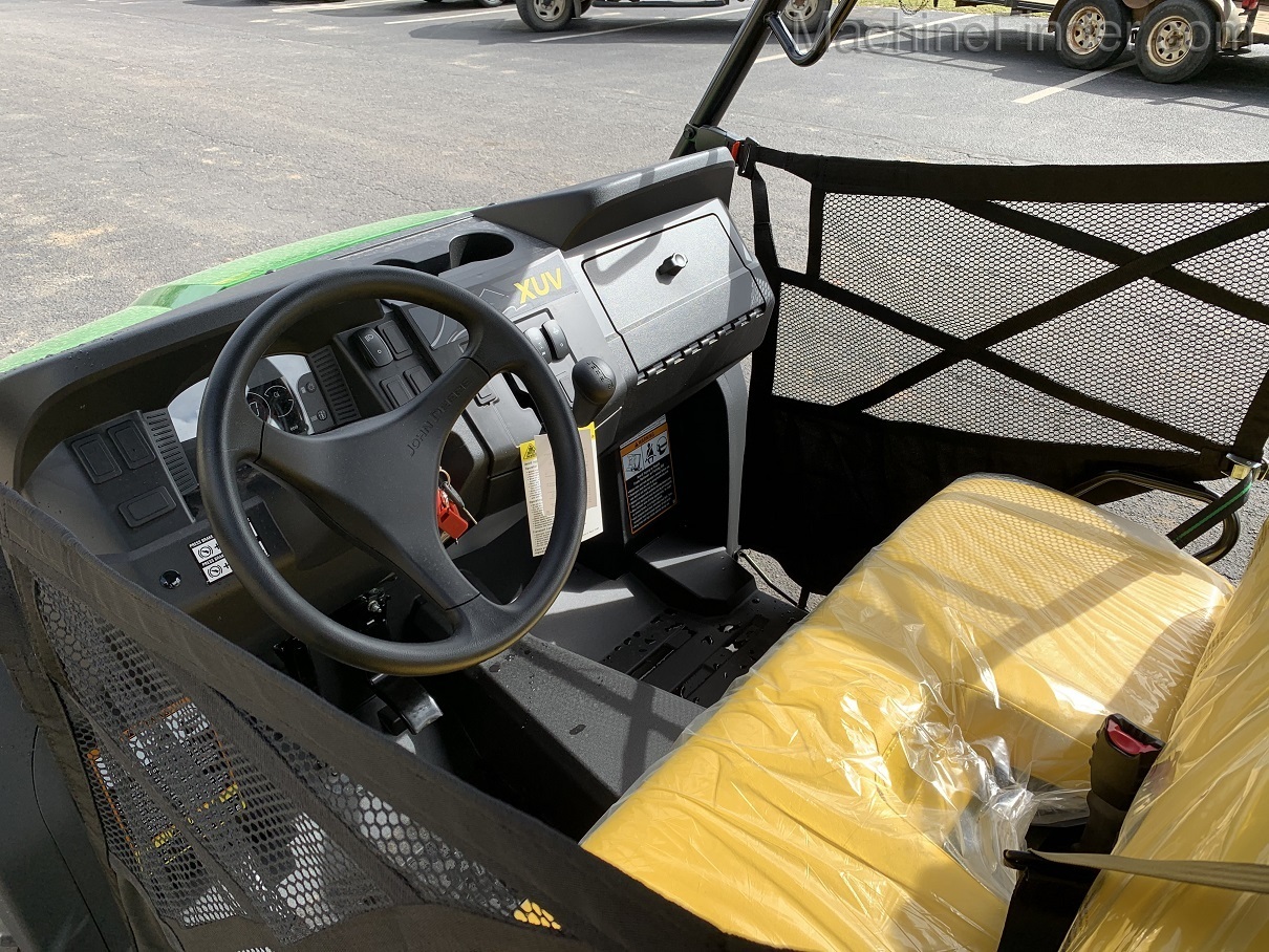 2021 John Deere 590M S4 Image 8