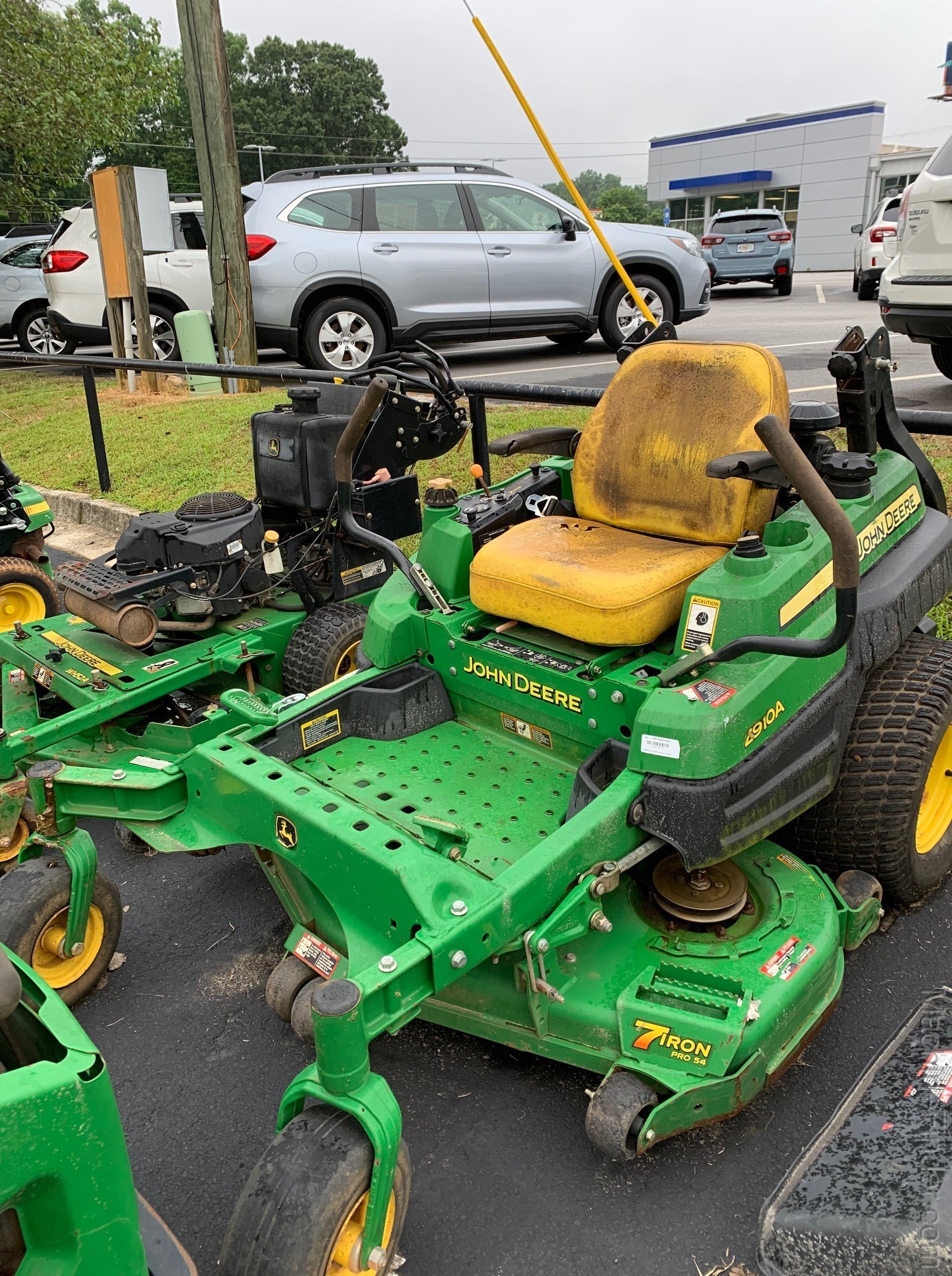 2012 John Deere Z910A Image 1