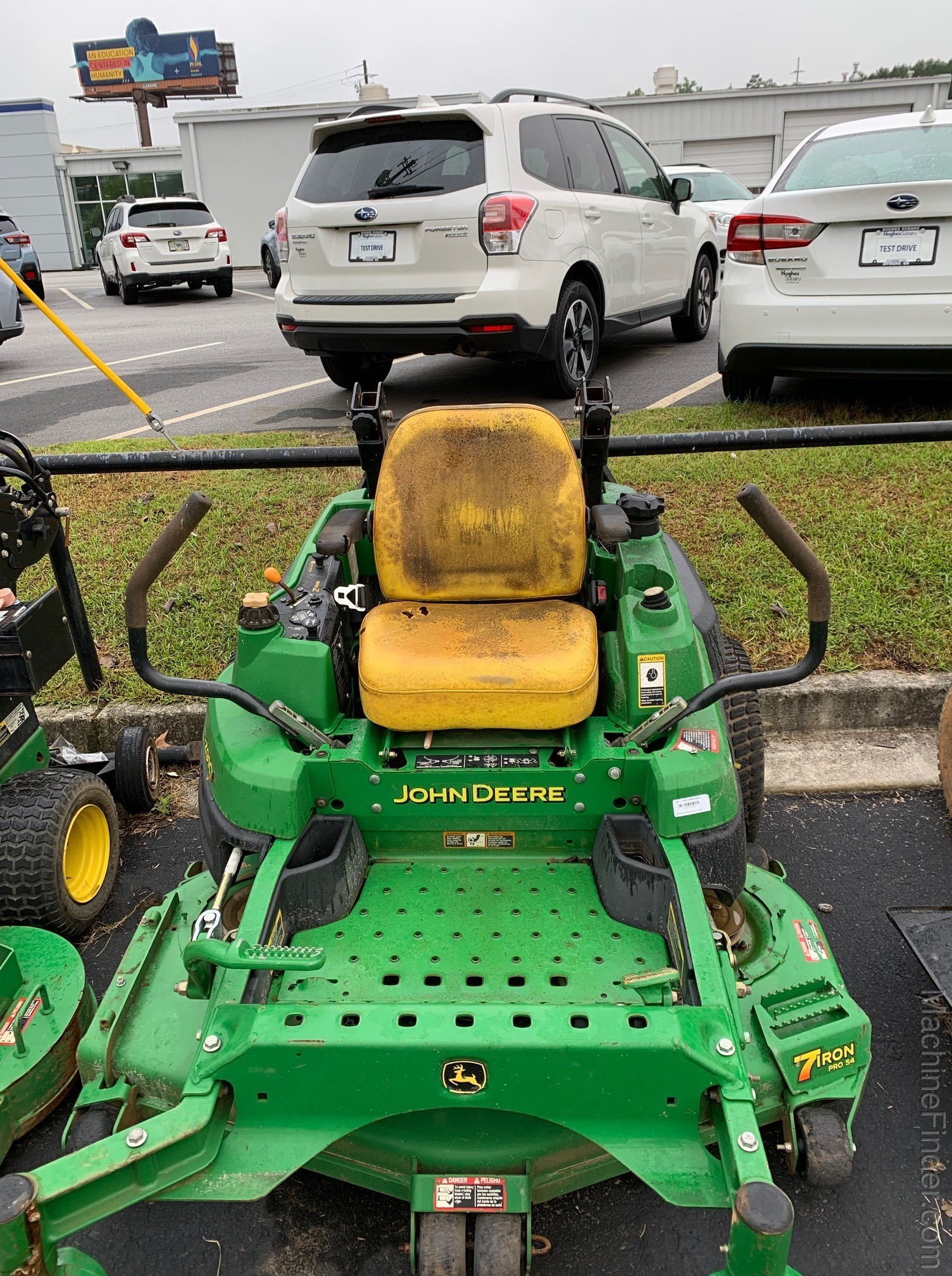 2012 John Deere Z910A Image 2