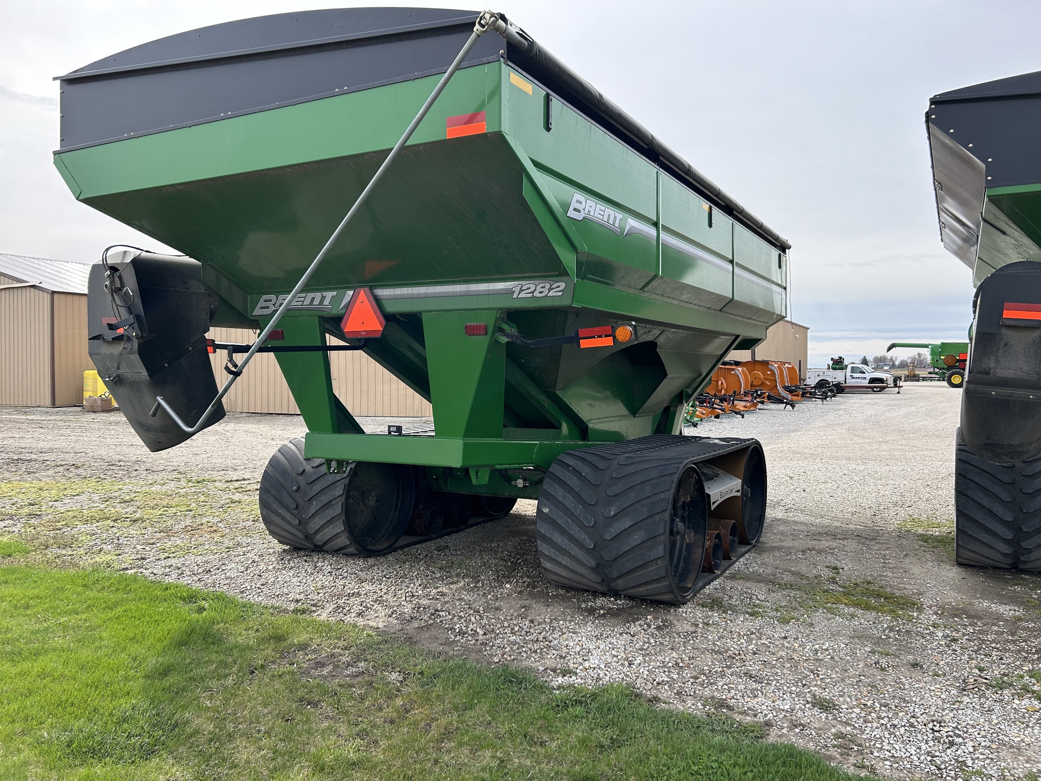  2016 Brent 1282 at Heritage Tractor in Lexington, IL