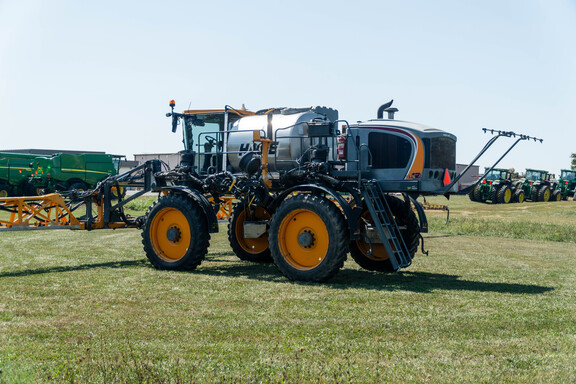 Used 2013 Hagie STS12 Self Propelled Sprayers at Koenig Equipment in Anna, OH - Photo2