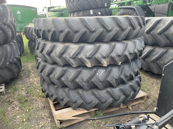 2013 John Deere 4830