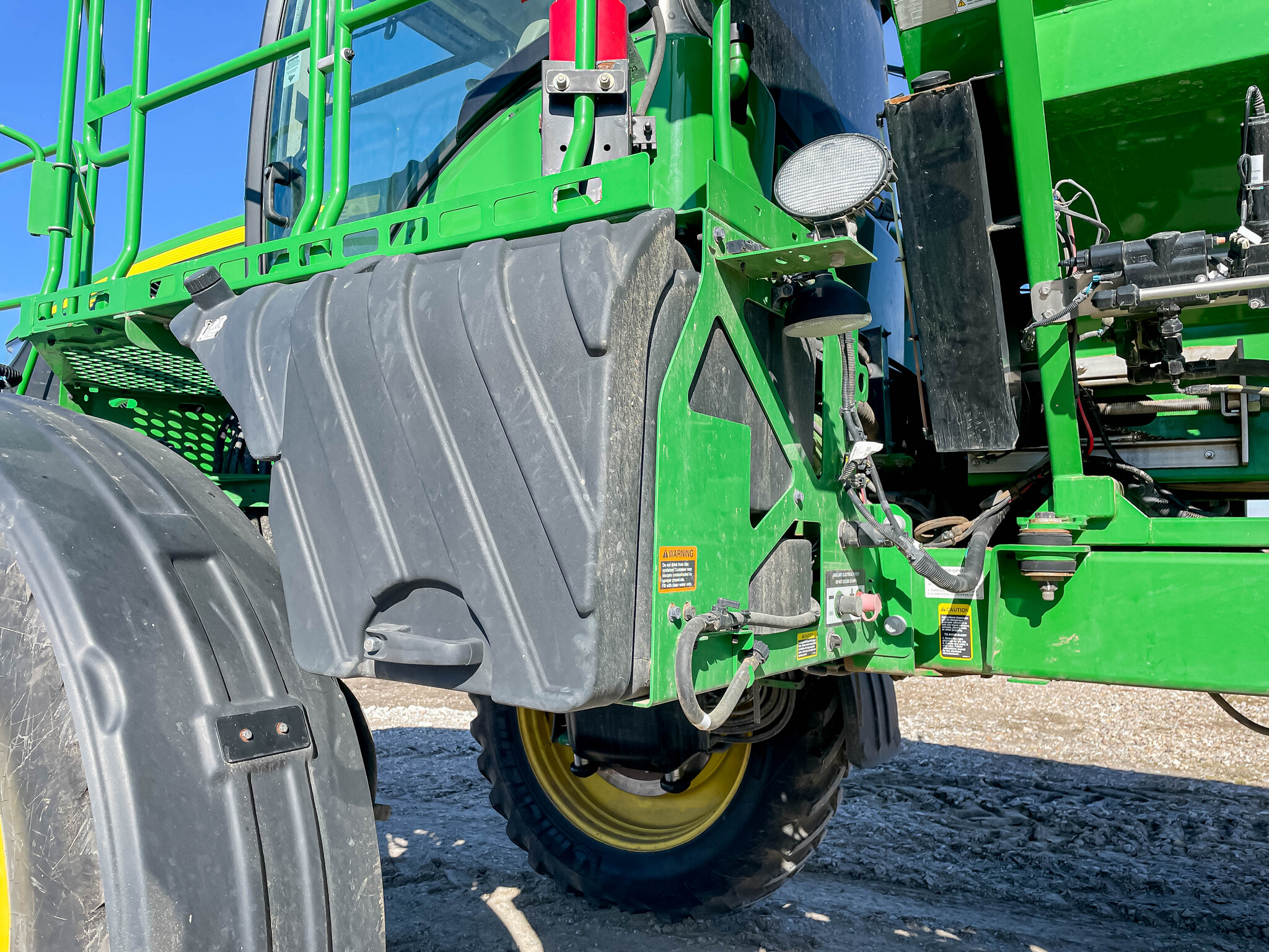 2021 John Deere R4045 Image 24