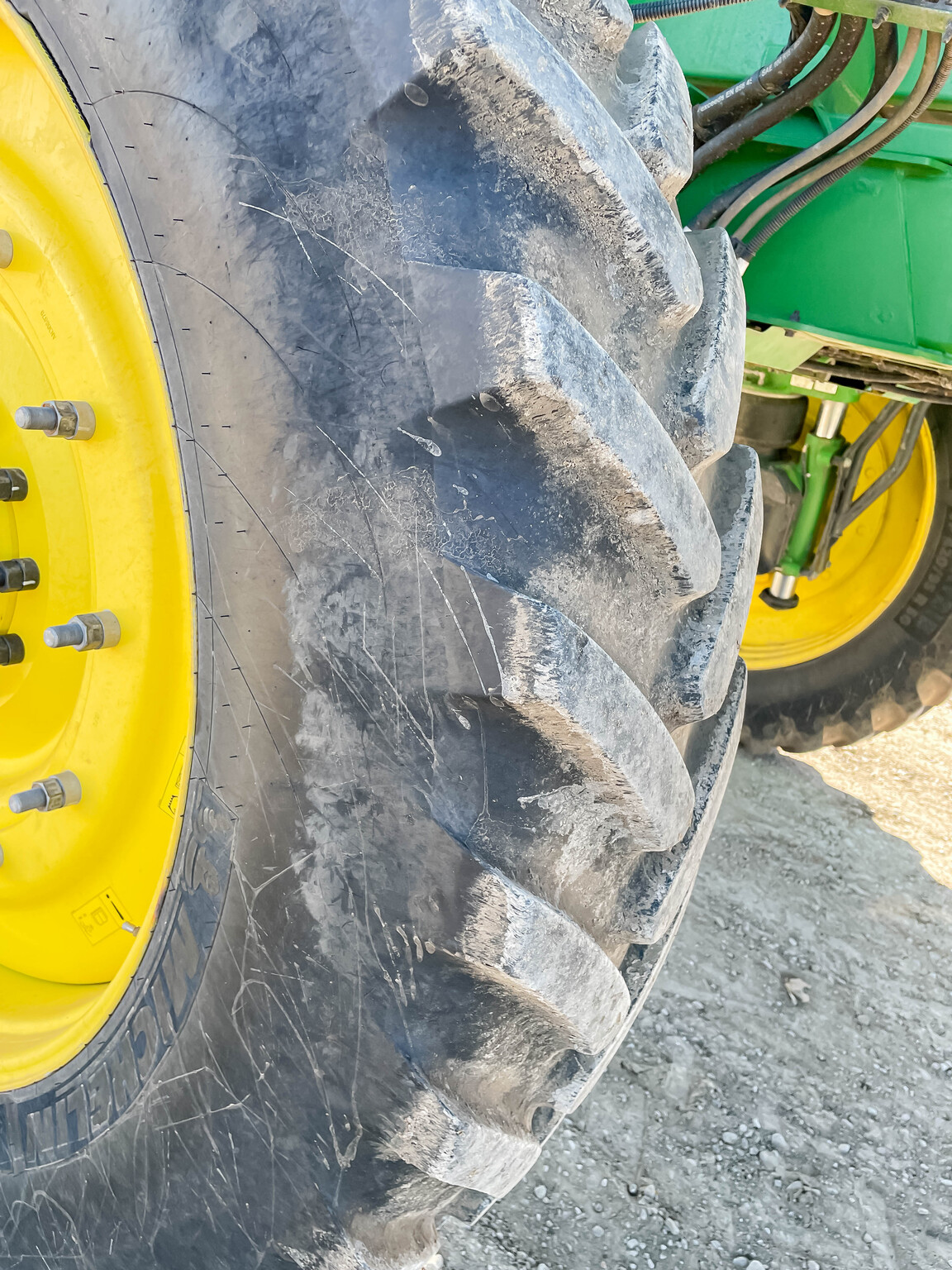 2021 John Deere R4045 Image 26