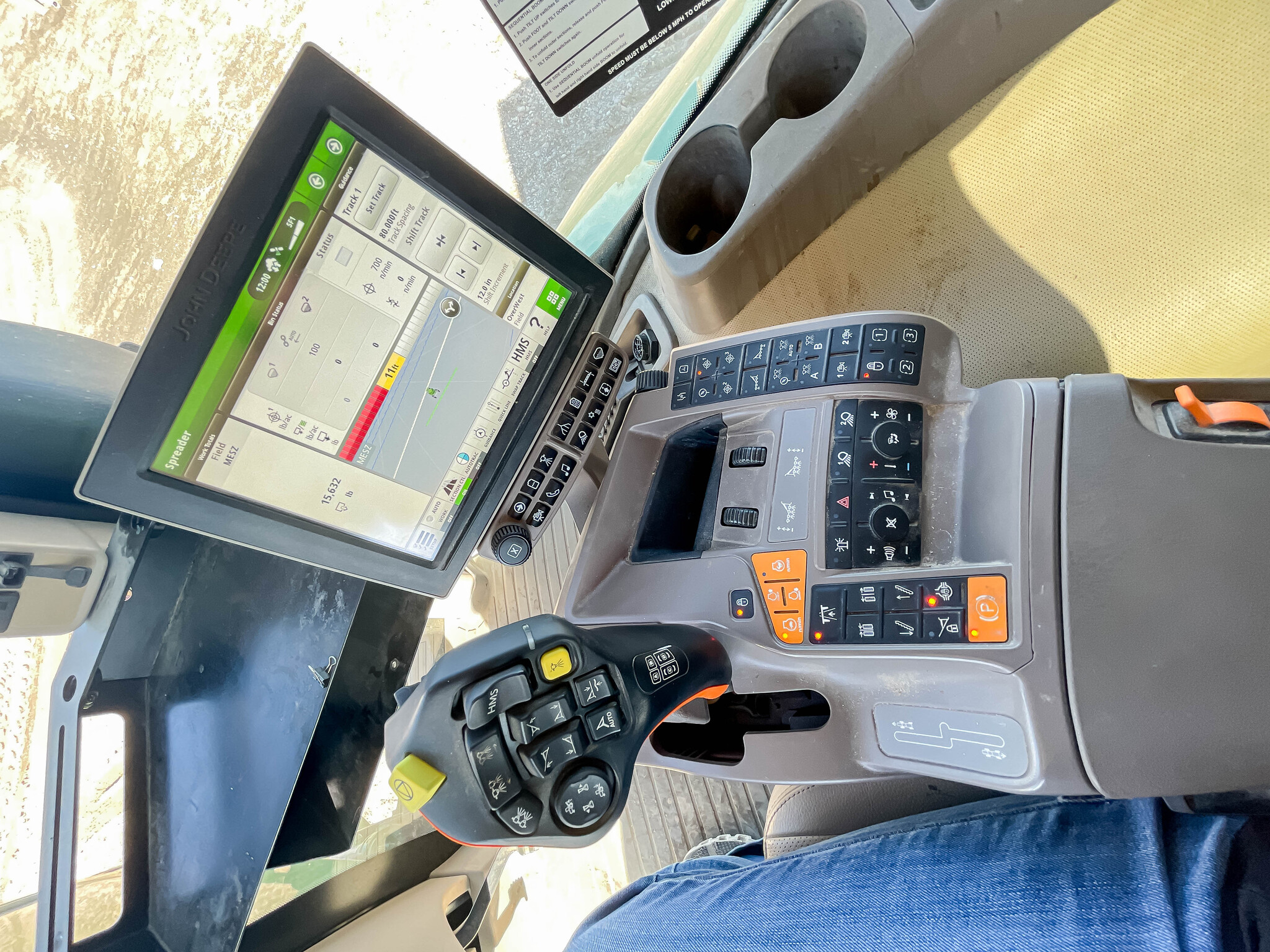 2021 John Deere R4045 Image 10