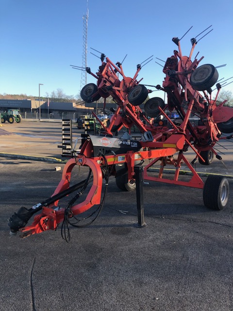 Kuhn GF8702 Image 1