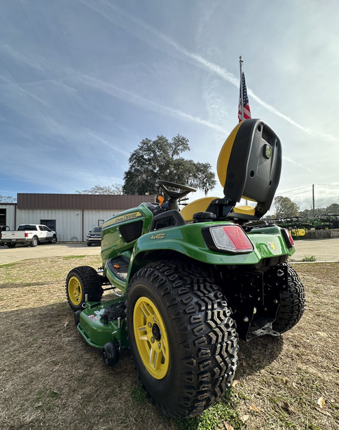 2024 John Deere X739 Image 2