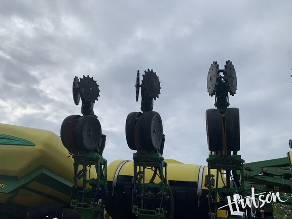 Photo of 2009 John Deere 1790