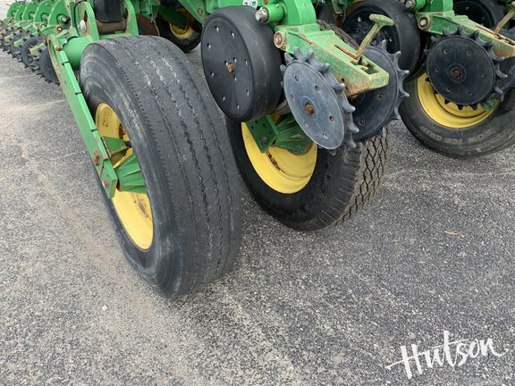 Photo of 2009 John Deere 1790