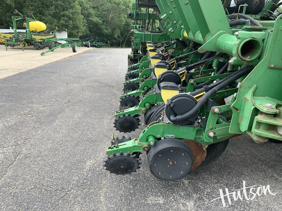 Photo of 2009 John Deere 1790
