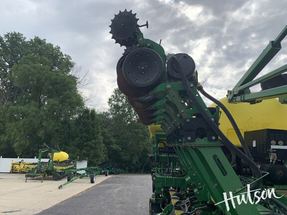 Photo of 2009 John Deere 1790