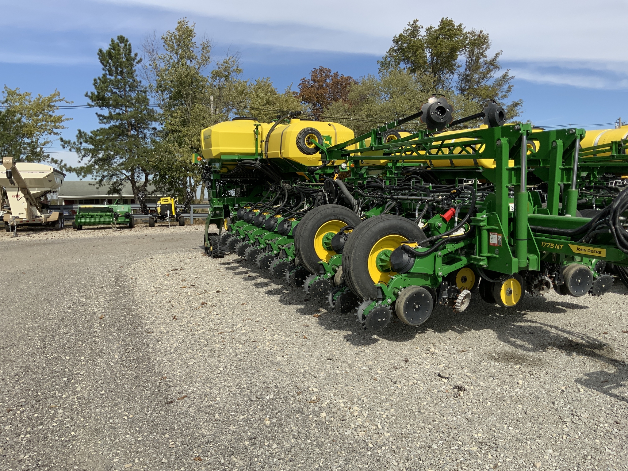 2024 John Deere 1775NT Image 12