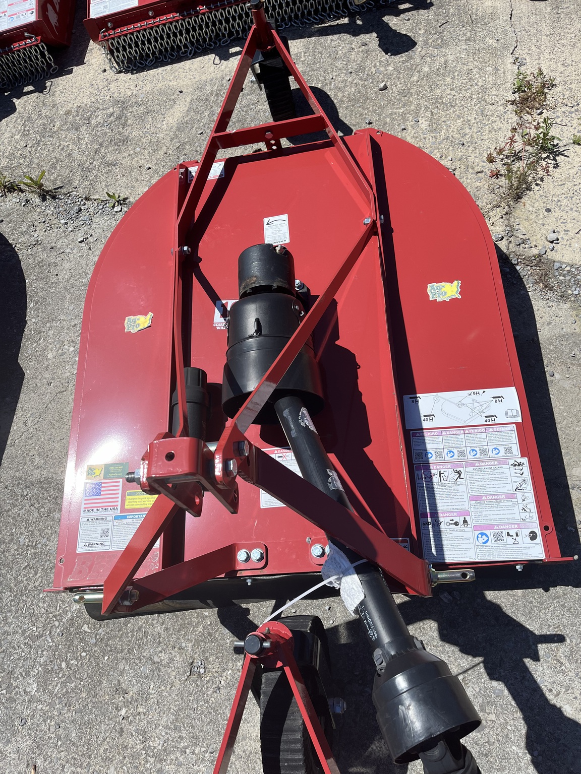 Bush Hog BH114 Image 2