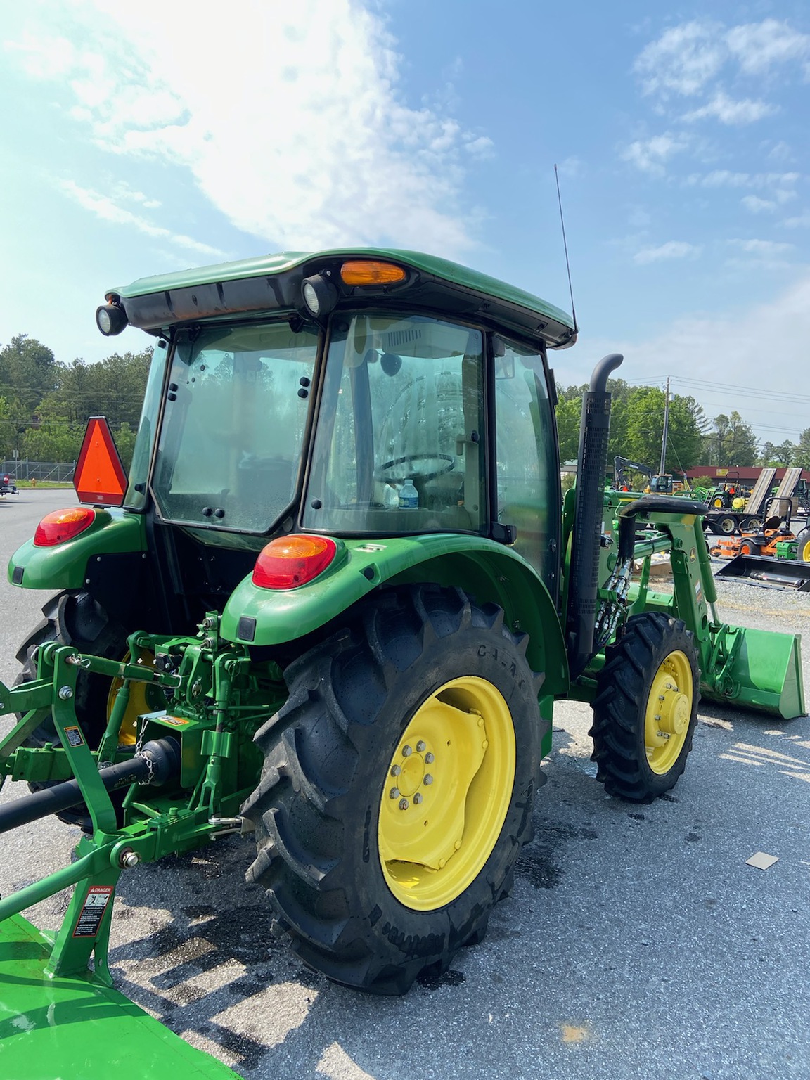 2018 John Deere 5055E Image 6