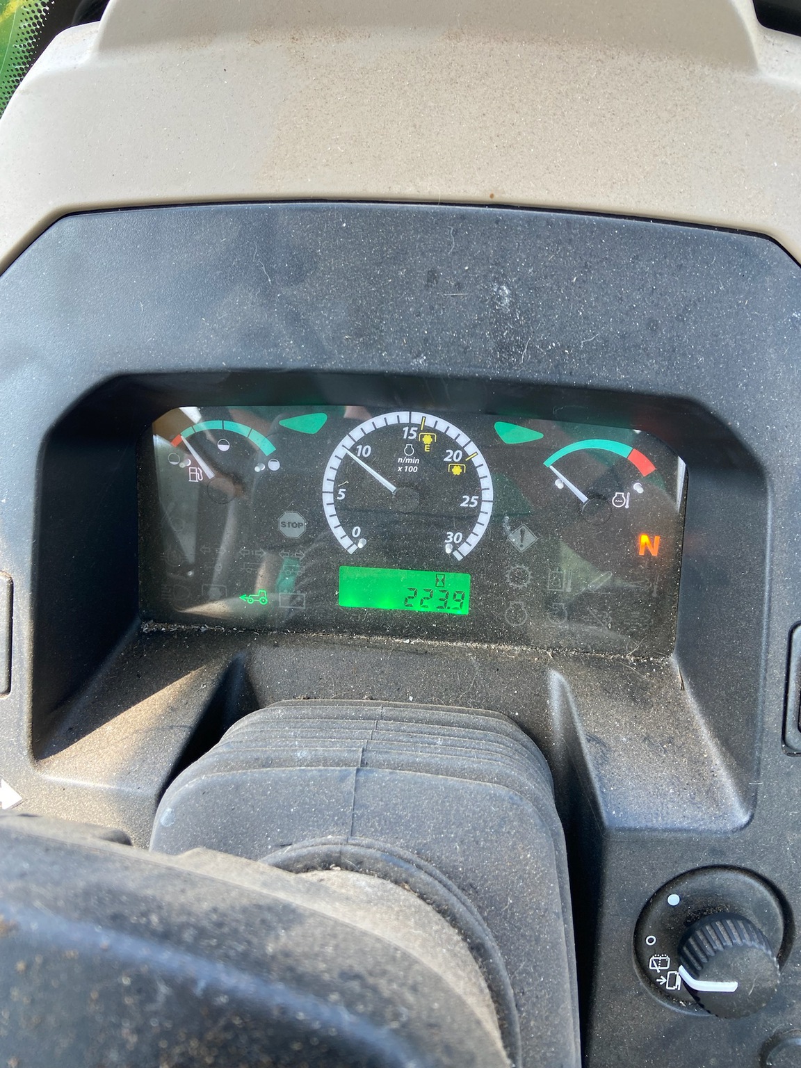 2018 John Deere 5055E Image 13