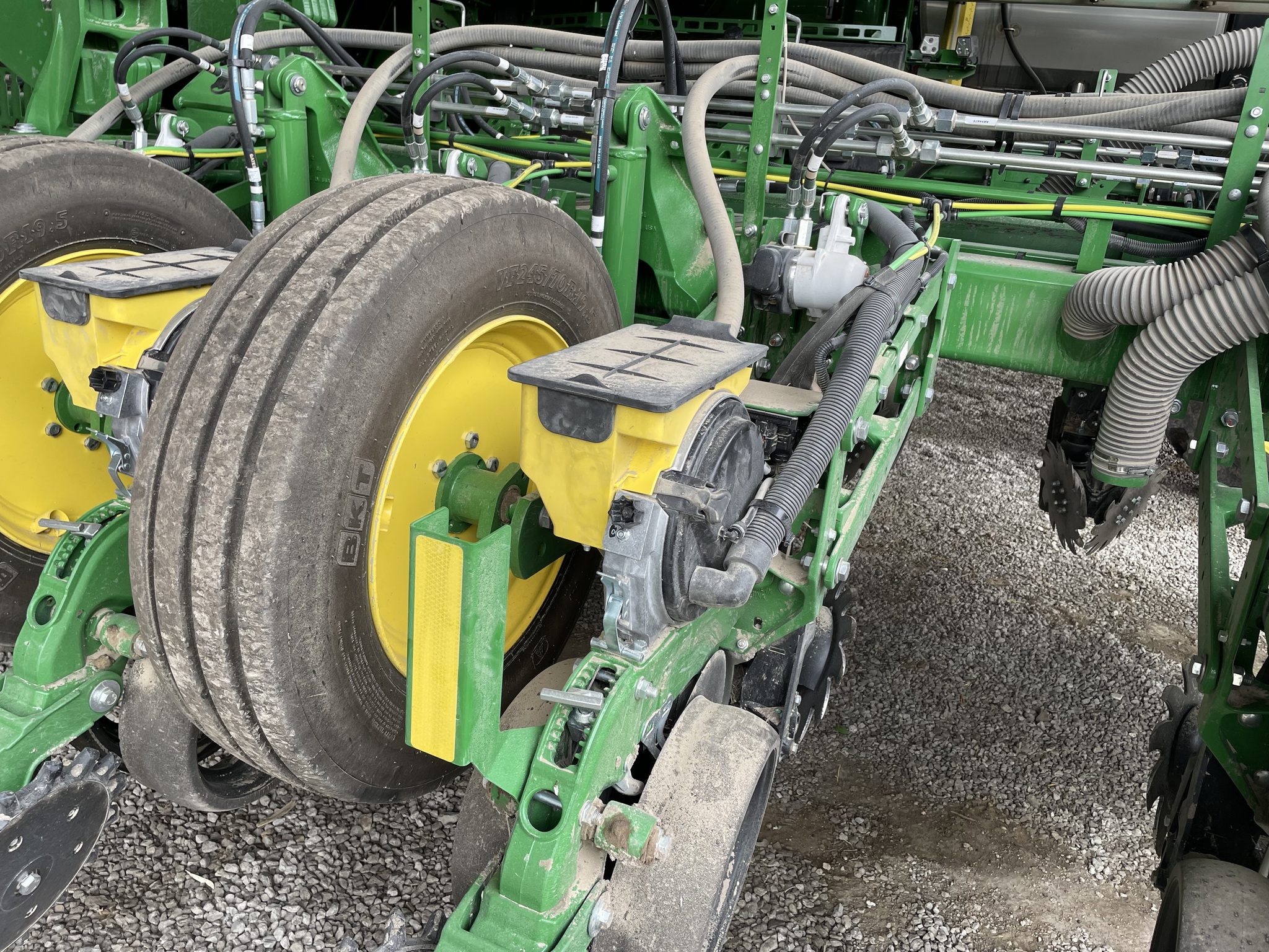  2024 John Deere 1775NT at Heritage Tractor in Seneca, KS