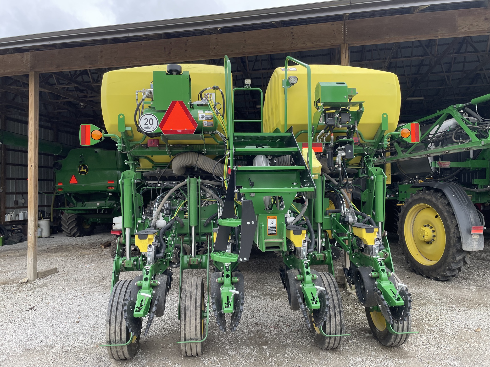  2024 John Deere 1775NT at Heritage Tractor in Seneca, KS