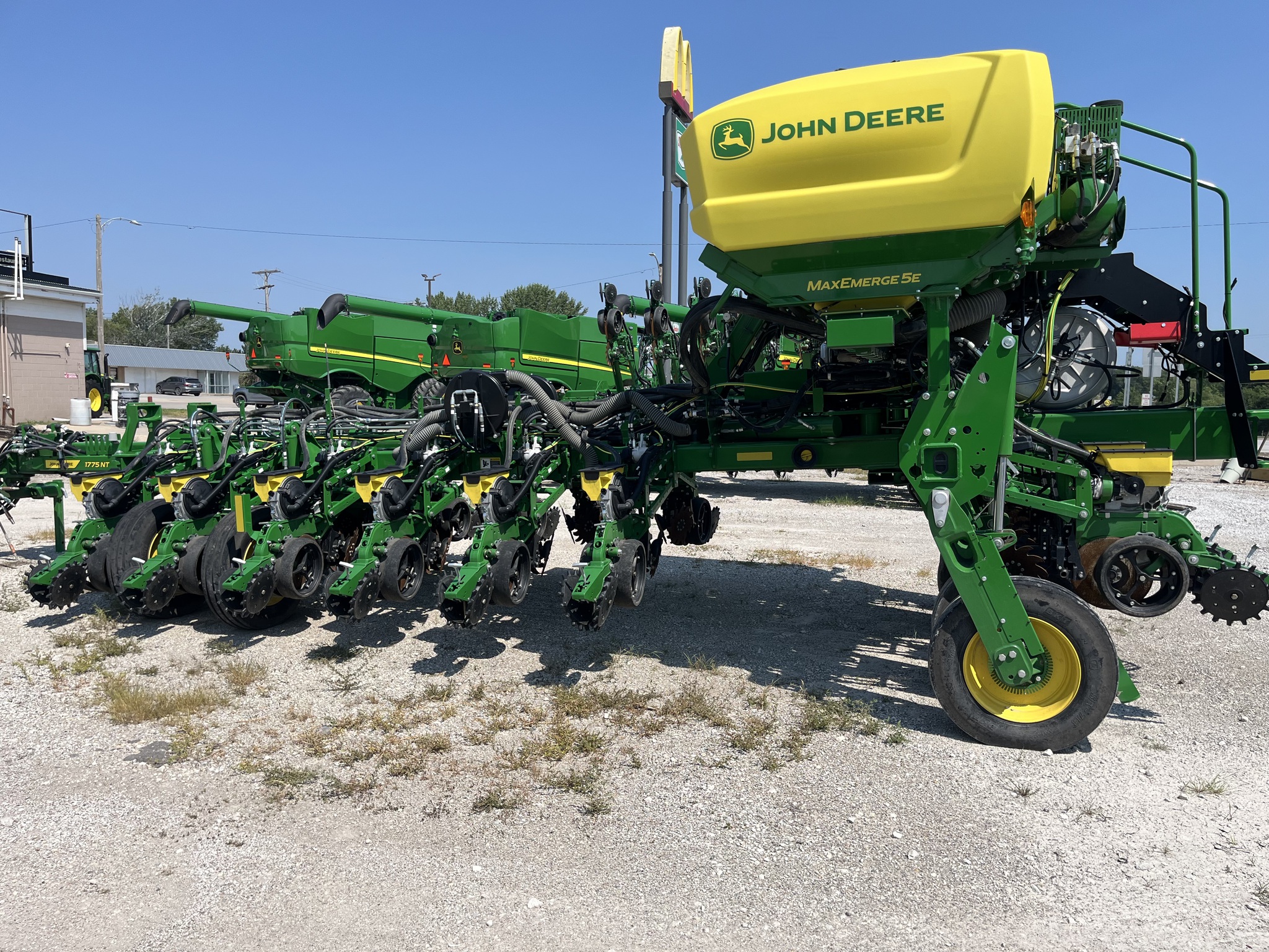  2024 John Deere 1775NT at Heritage Tractor in Seneca, KS