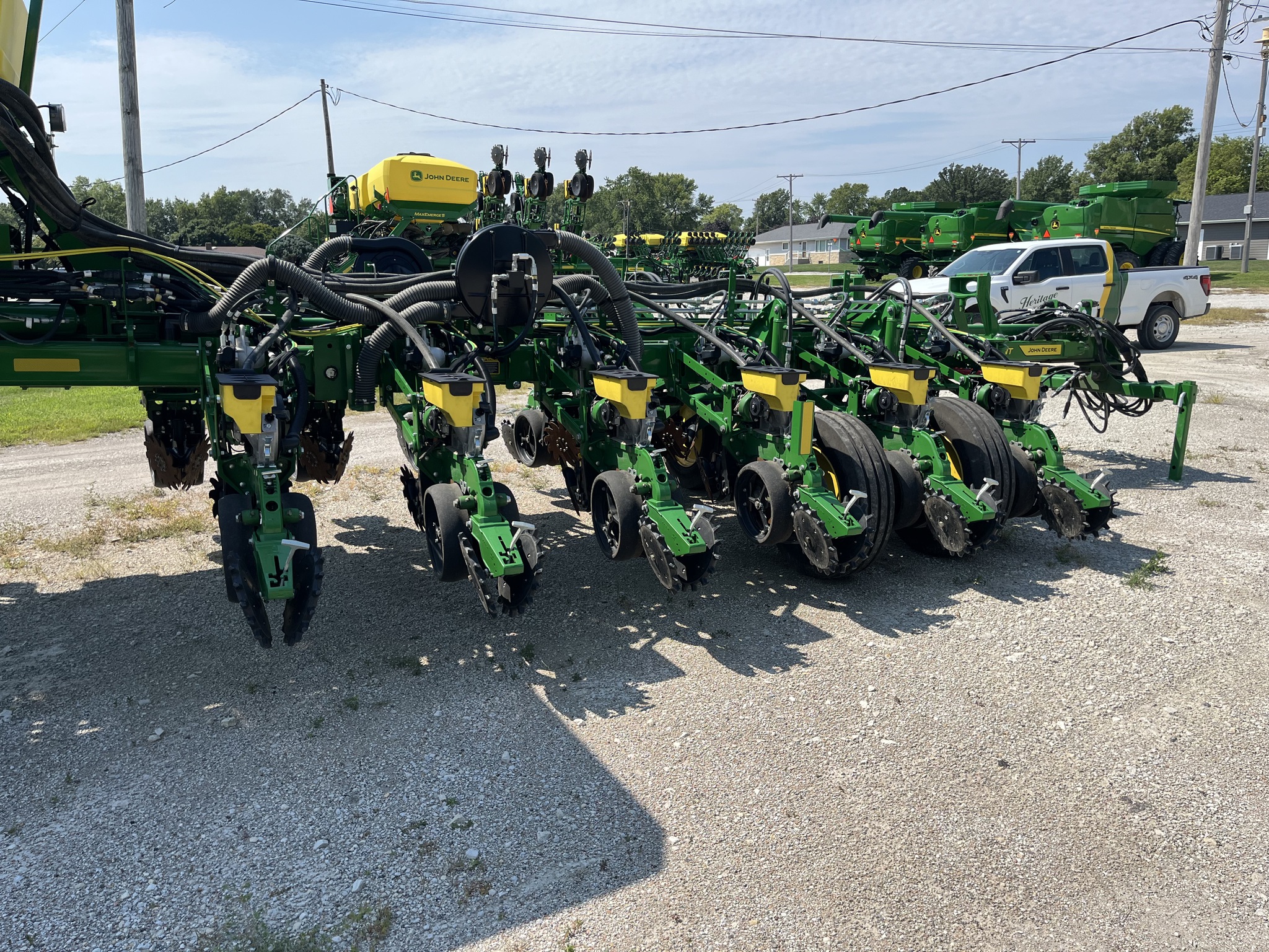  2024 John Deere 1775NT at Heritage Tractor in Seneca, KS