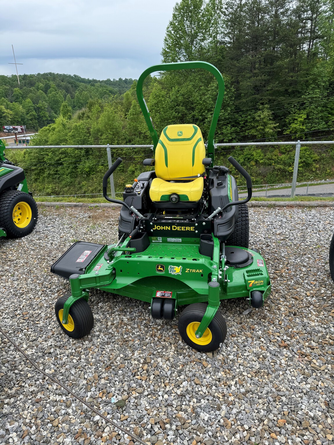 2023 John Deere Z930M Image 1