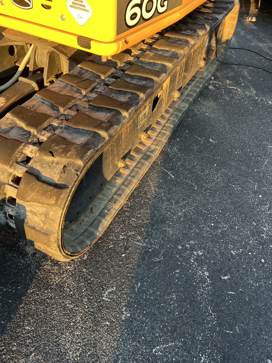 2020 John Deere 60G Image 9