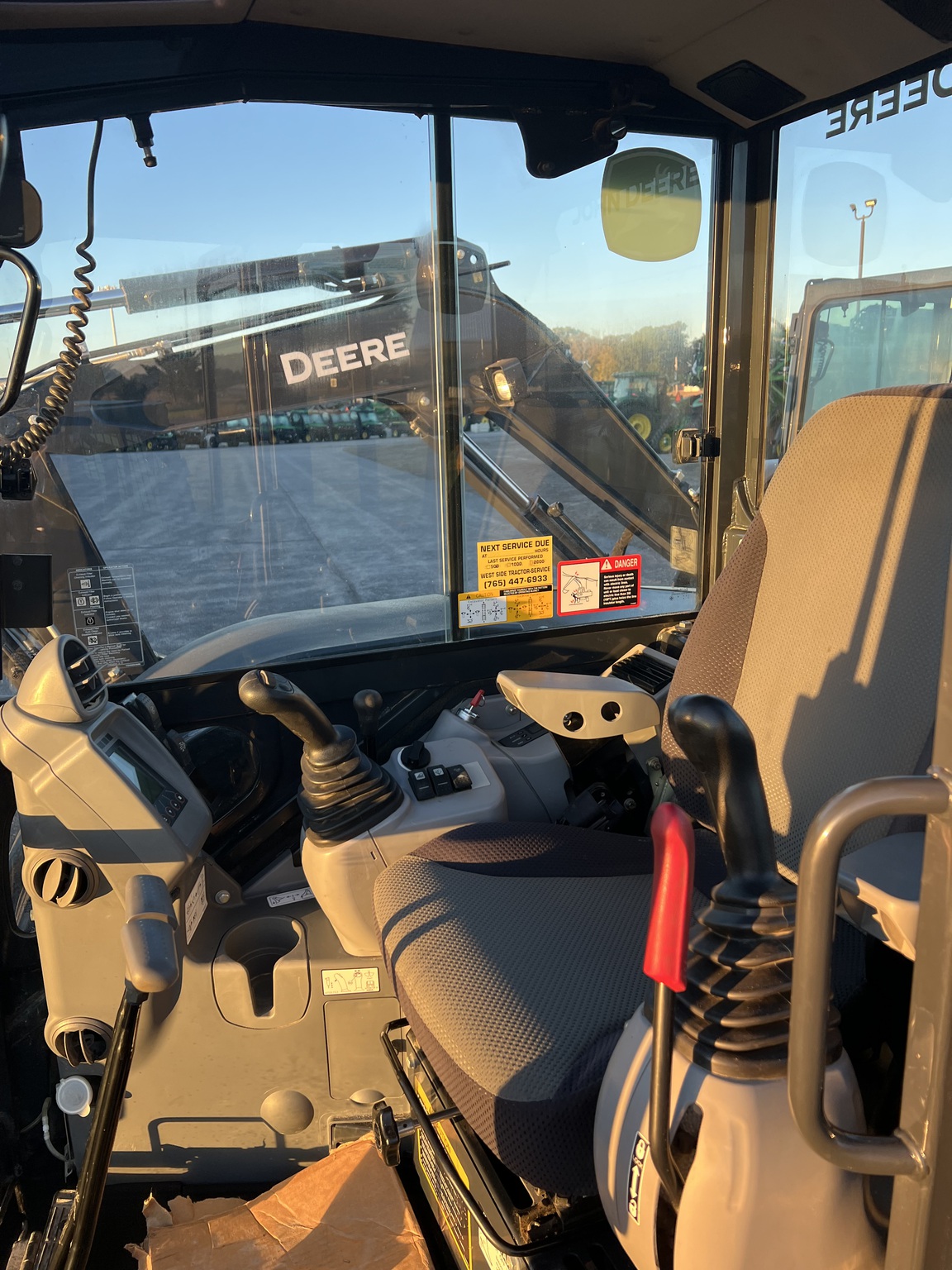 2020 John Deere 60G Image 16