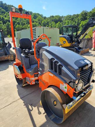 2024 Hamm HD10CVV