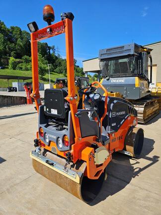 2024 Hamm HD10CVV