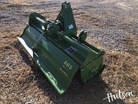 Photo of 2021 John Deere 665