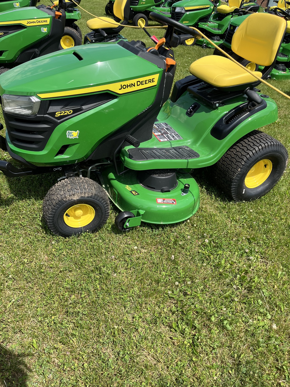 2024 John Deere S220 Image 1