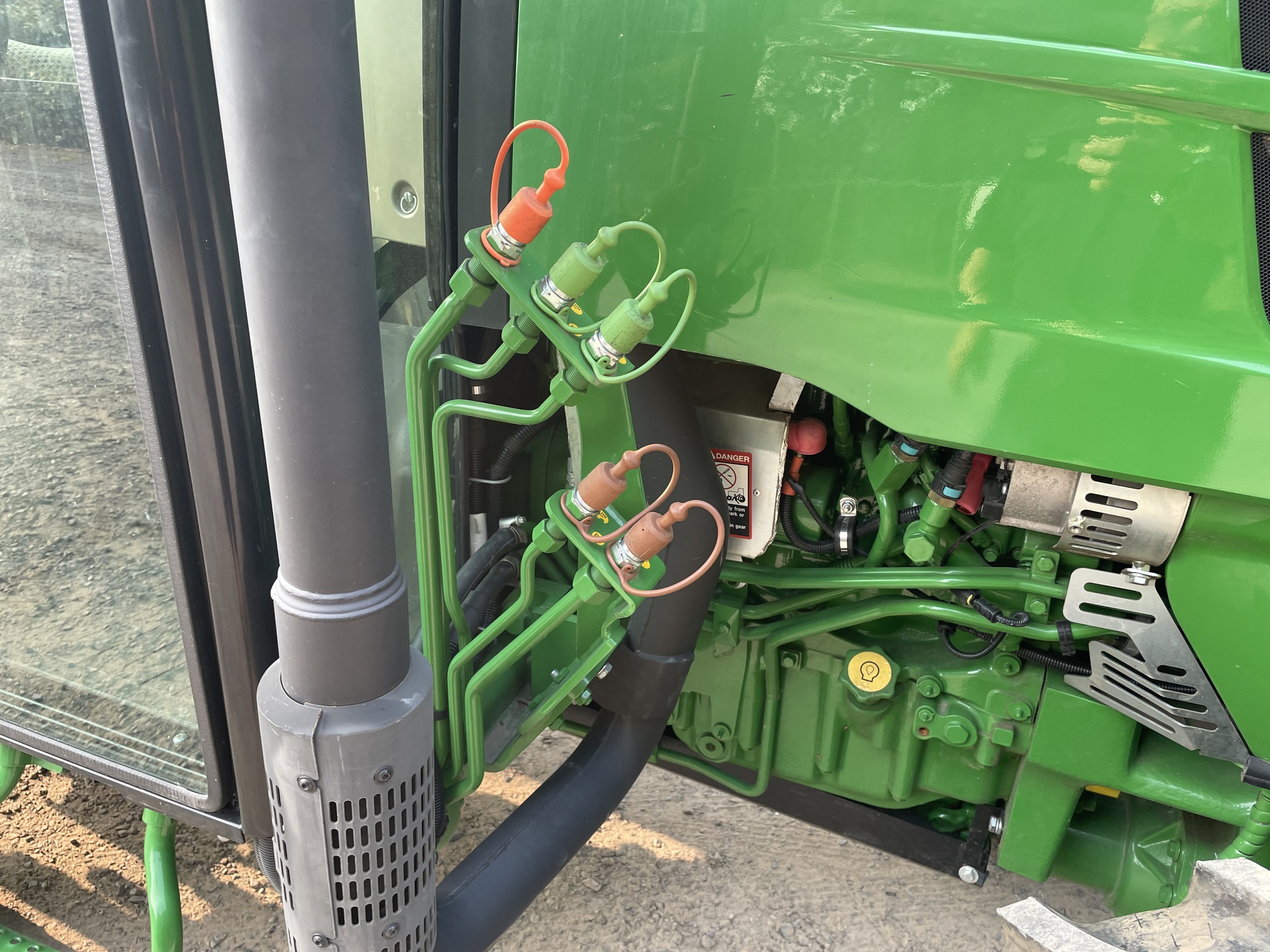 2023 John Deere 5100GN Image 5