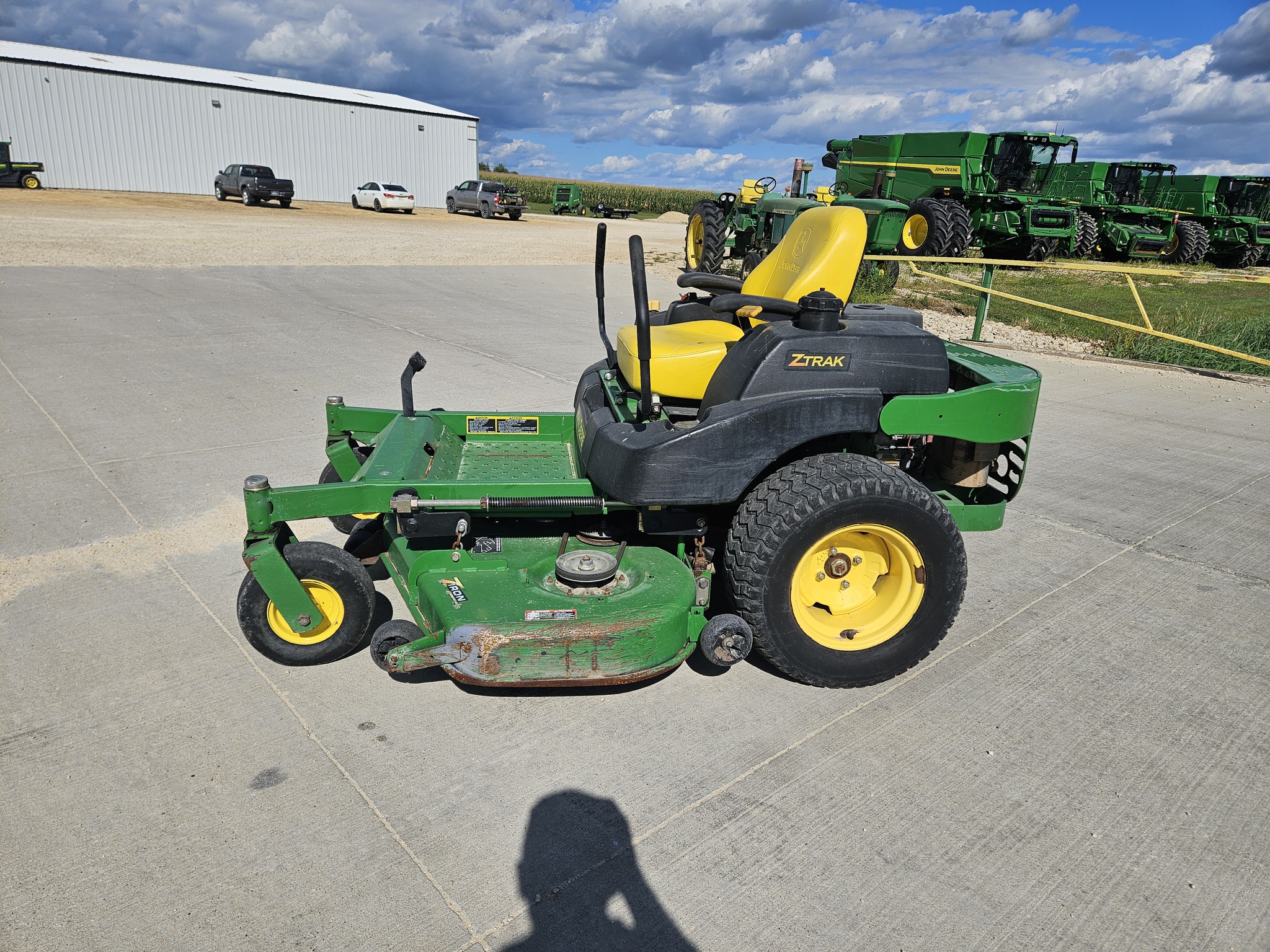 2003 John Deere 737 Image 2