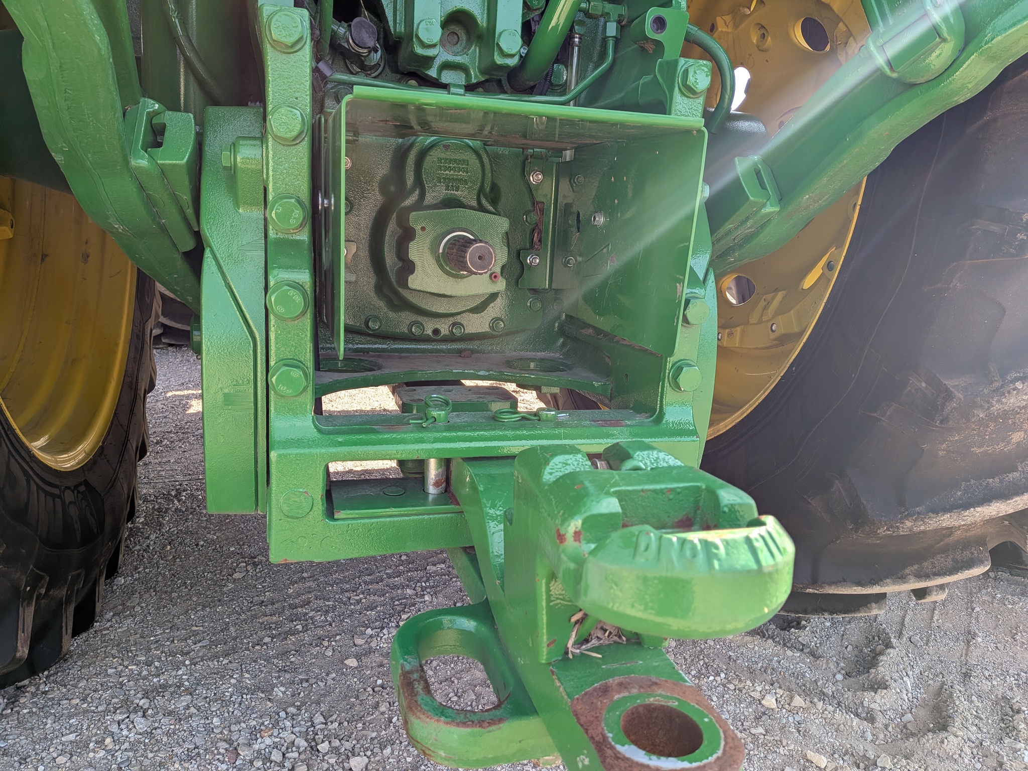  2024 John Deere 8R 370 at Heritage Tractor in Galesburg, IL