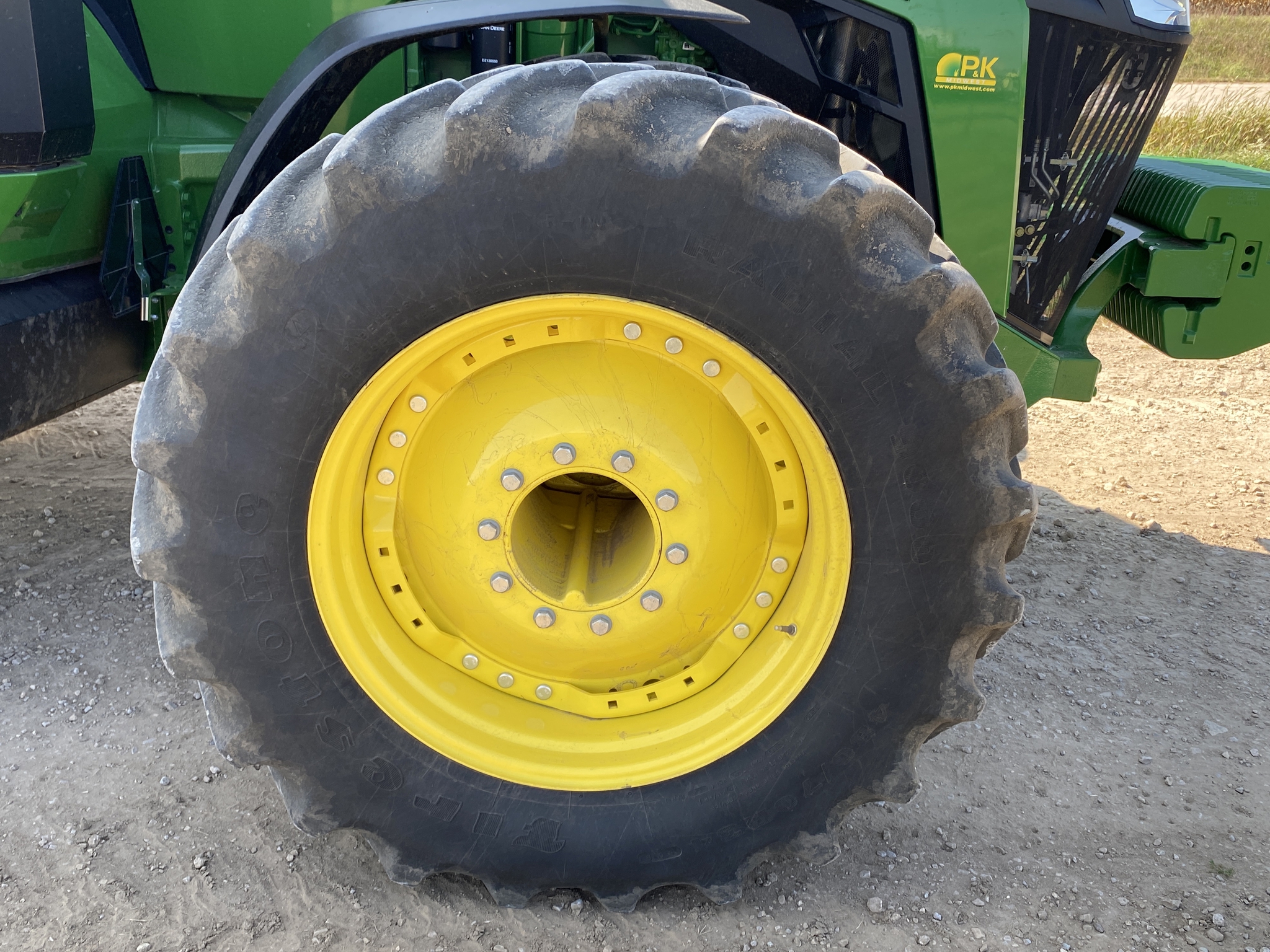 2023 John Deere 8R 370 Image 15