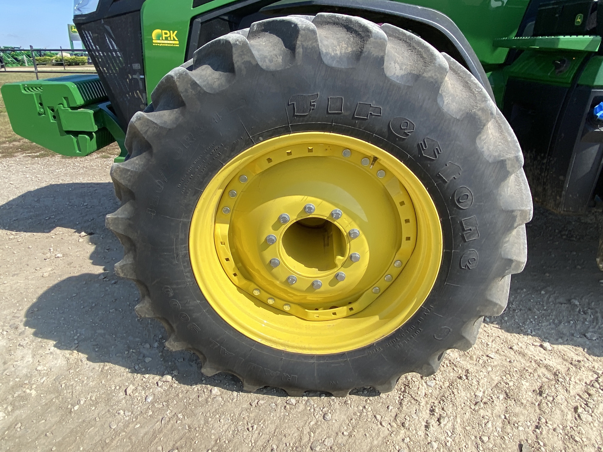 2023 John Deere 8R 370 Image 16