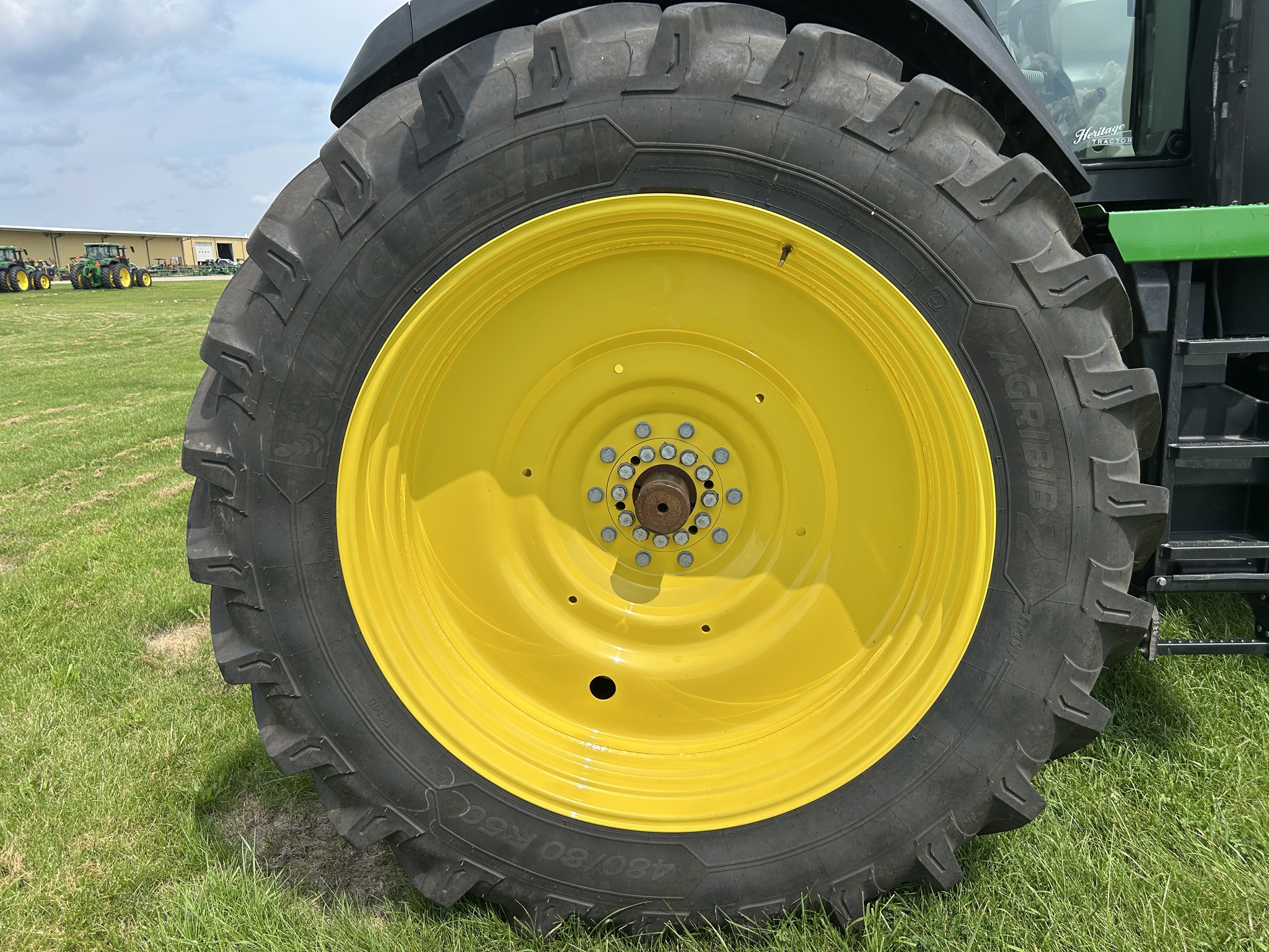  2024 John Deere 8R 250 at Heritage Tractor in Lacon, IL