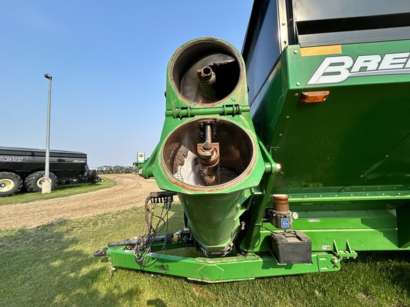 Used 2017 Brent 2096 Grain Carts at Horizon Ag & Turf in Westlock, AB - Photo9